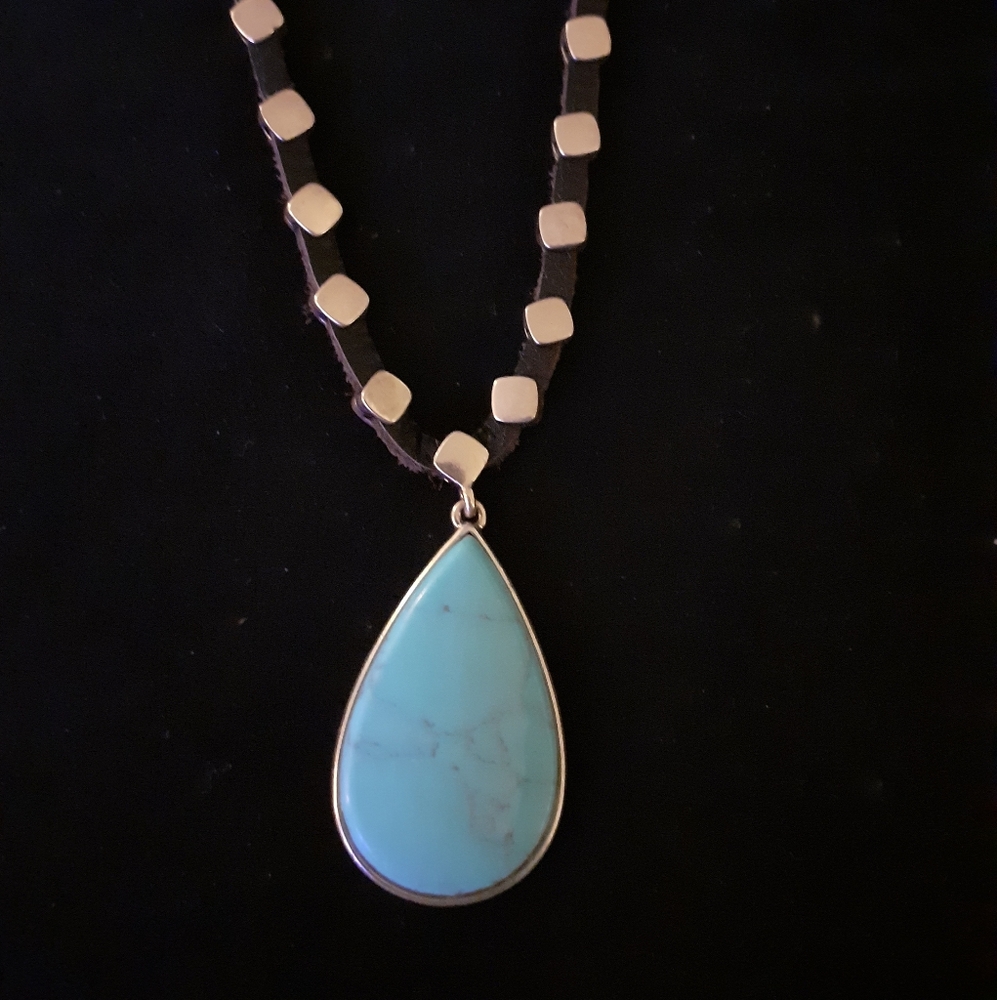 Two necklaces - Picture 3 of 4